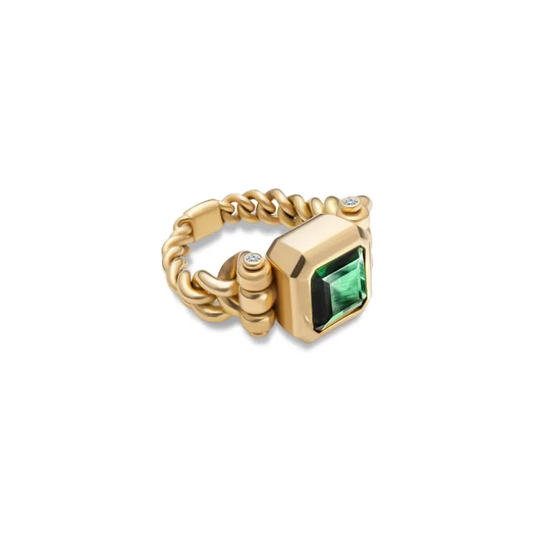 Curb Chain Ring | Green Tourmaline | Yellow Gold | Diamond Detail